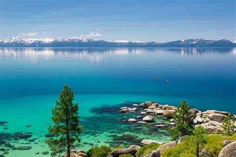 Close view of Lake Tahoe in the daytime